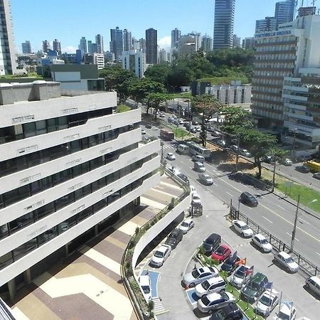 Lindo Apartamento Para Familia Ondina Apart Hotel Salvador Eksteriør billede
